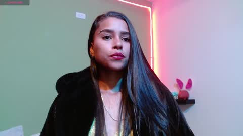 Snapshot of noha_thomson chatting on 01/27/25, 09:55 Noha Thomson online show from 01/27/25, 09:55