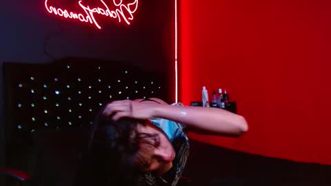 Snapshot of noha_thomson chatting on 11/14/25, 11:02 Noha Thomson online show from 11/14/25, 11:02