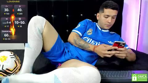 Snapshot of noha_white chatting on 02/14/26, 04:15 Noha online show from 02/14/26, 04:15