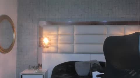  Nohemi   online show from 11/26/25, 10:33