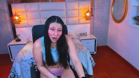 Snapshot of nohemi_louse chatting on 02/23/26, 07:00 Nohemi online show from 02/23/26, 07:00