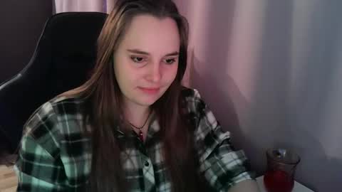 noir_ember_ online show from 10/11/25, 11:09