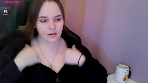 Snapshot of noir_ember_ chatting on 04/15/26, 03:30 noir_ember_ online show from 04/15/26, 03:30