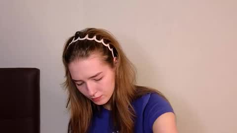 Sophie online show from 02/12/26, 06:41