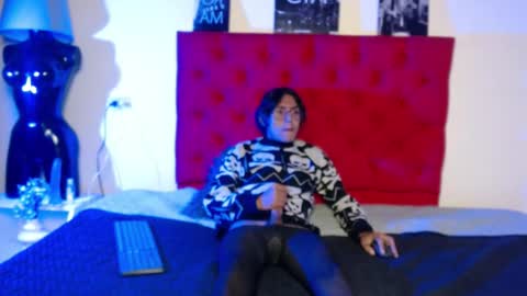 Snapshot of noire_boy27 chatting on 02/28/26, 10:44 Noire online show from 02/28/26, 10:44