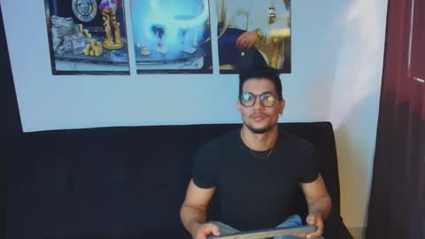 Snapshot of nolan_joness chatting on 11/20/25, 01:55 Im Nolan online show from 11/20/25, 01:55