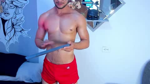 Snapshot of nolan_joness chatting on 05/21/26, 02:57 Im Nolan online show from 05/21/26, 02:57