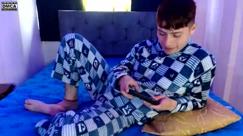 Snapshot of nolanjay chatting on 11/05/25, 01:44 NolanJay69 online show from 11/05/25, 01:44