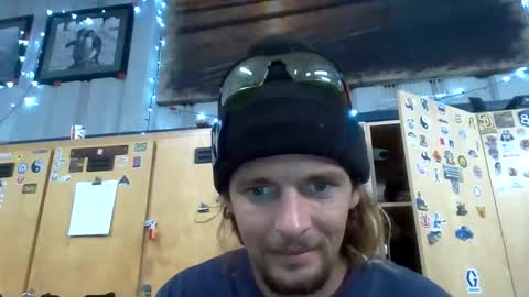 nomadicouple online show from 11/09/25, 12:20