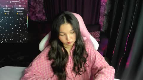 Snapshot of nomibean chatting on 03/17/26, 08:01 nomi online show from 03/17/26, 08:01