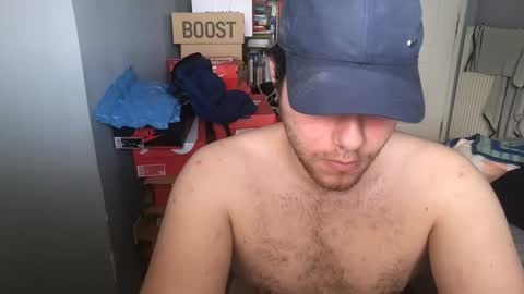 Snapshot of nongay379444 chatting on 11/21/25, 10:58 nongay379444 online show from 11/21/25, 10:58