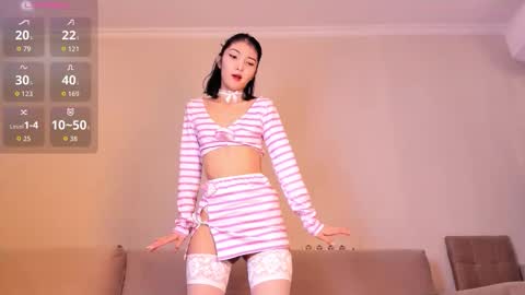 nooniemoon online show from 09/26/25, 02:26