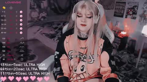 Snapshot of noori_hope chatting on 11/06/25, 08:54 Noori online show from 11/06/25, 08:54