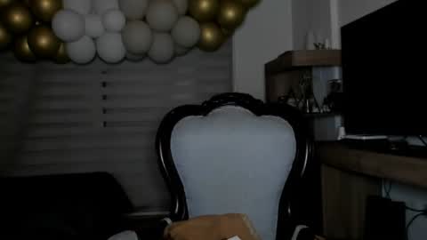 Ara online show from 11/07/25, 11:27