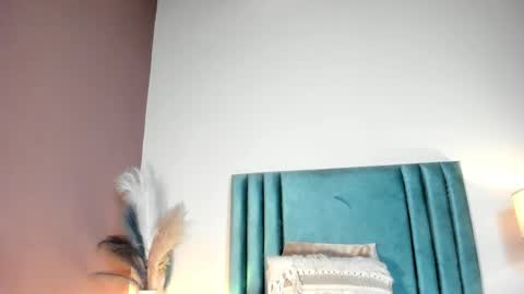 Snapshot of nora_dasilva chatting on 03/05/26, 11:34 Nora Da Silva online show from 03/05/26, 11:34