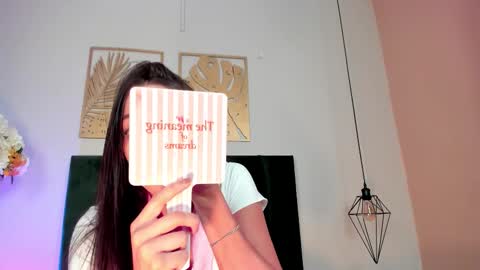 Snapshot of nora_dasilva chatting on 03/20/26, 01:10 Nora Da Silva online show from 03/20/26, 01:10