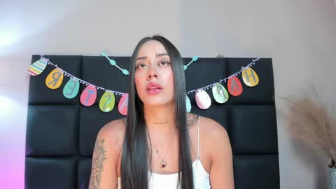 Snapshot of nora_dasilva chatting on 04/02/26, 01:14 Nora Da Silva online show from 04/02/26, 01:14