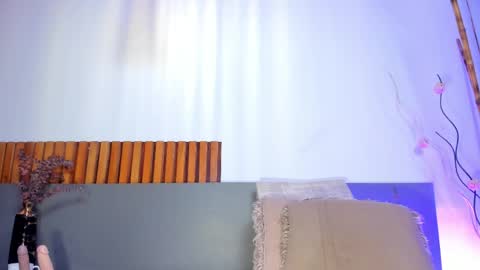 Snapshot of nora_dasilva chatting on 04/21/26, 02:51 Nora Da Silva online show from 04/21/26, 02:51