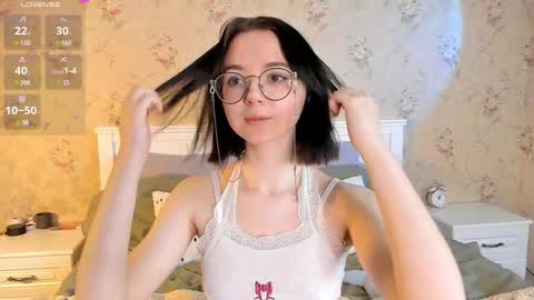 Nora Failure online show from 12/07/24, 04:53