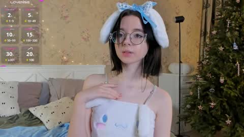 Nora Failure online show from 01/03/25, 05:06