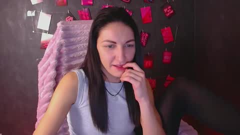 Nora online show from 01/08/26, 09:17