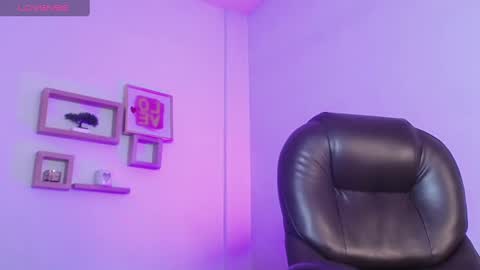 Nora online show from 01/28/25, 07:42