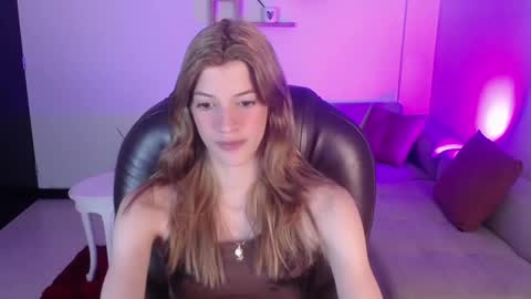 Nora online show from 02/05/25, 07:10