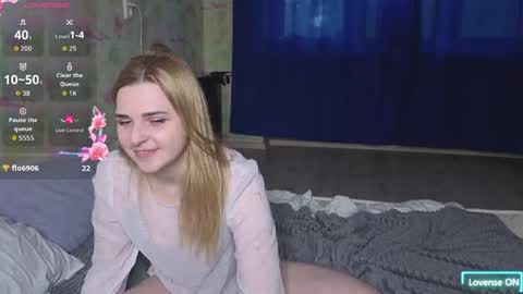 Snapshot of noradunn chatting on 05/30/26, 11:07 Elina online show from 05/30/26, 11:07