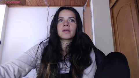 noreen_ online show from 11/10/25, 03:22