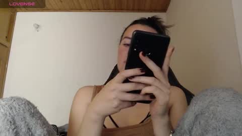 noreen_ online show from 11/15/25, 10:37