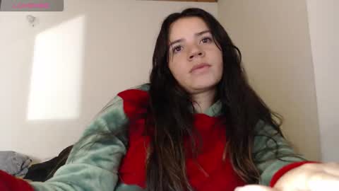 noreen_ online show from 11/18/25, 03:23