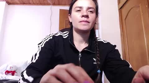 noreen_ online show from 02/05/26, 02:54