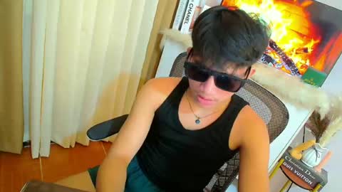Snapshot of noregrets4moriel_ chatting on 07/02/26, 02:56 Hi im ariel online show from 07/02/26, 02:56