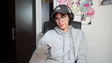 Snapshot of norehg__ chatting on 09/20/25, 08:26 Norehg online show from 09/20/25, 08:26