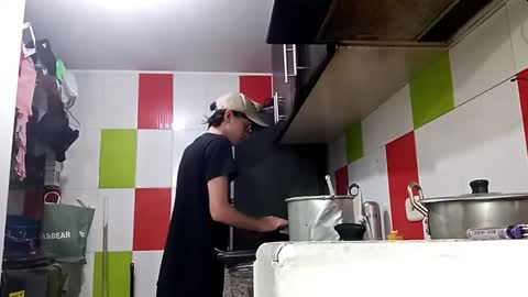 Snapshot of norehg__ chatting on 09/24/25, 08:39 Norehg online show from 09/24/25, 08:39