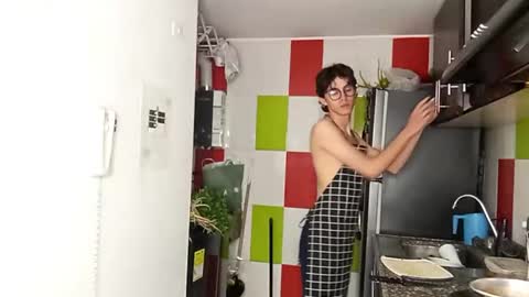 Snapshot of norehg__ chatting on 09/25/25, 08:29 Norehg online show from 09/25/25, 08:29