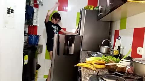 Snapshot of norehg__ chatting on 09/29/25, 08:30 Norehg online show from 09/29/25, 08:30