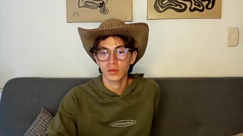 Snapshot of norehg__ chatting on 10/07/25, 09:01 Norehg online show from 10/07/25, 09:01