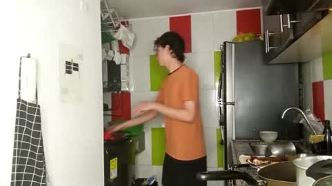 Snapshot of norehg__ chatting on 10/09/25, 08:34 Norehg online show from 10/09/25, 08:34