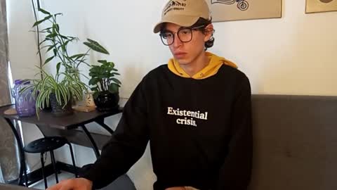 Snapshot of norehg__ chatting on 10/12/25, 08:41 Norehg online show from 10/12/25, 08:41