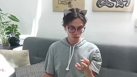 Snapshot of norehg__ chatting on 10/14/25, 08:15 Norehg online show from 10/14/25, 08:15