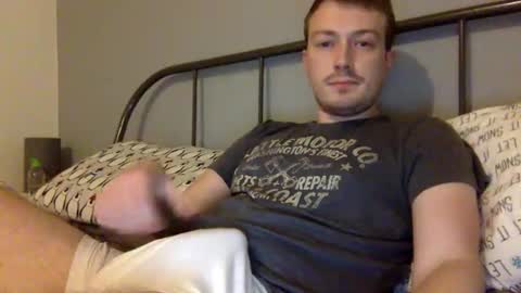 Snapshot of norfolkboy18 chatting on 12/09/24, 08:11 Ollie online show from 12/09/24, 08:11