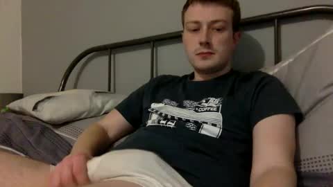 Snapshot of norfolkboy18 chatting on 02/06/25, 08:13 Ollie online show from 02/06/25, 08:13