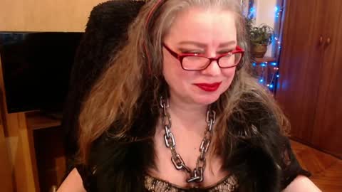 Snapshot of norma_gin chatting on 12/15/24, 11:42 miss Tress online show from 12/15/24, 11:42