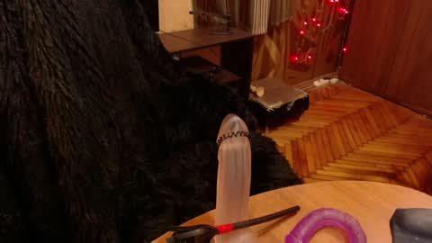 Snapshot of norma_gin chatting on 12/17/24, 08:32 miss Tress online show from 12/17/24, 08:32