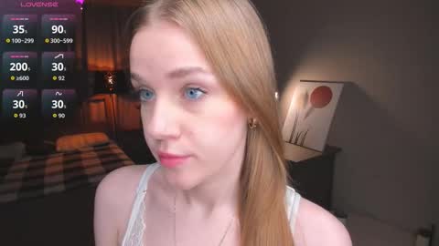 Snapshot of normaemans chatting on 11/08/25, 07:12 Beatrice online show from 11/08/25, 07:12