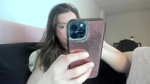 Emily snow online show from 02/04/26, 11:53