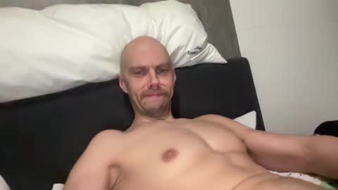 north_guy799643 online show from 01/07/26, 03:03