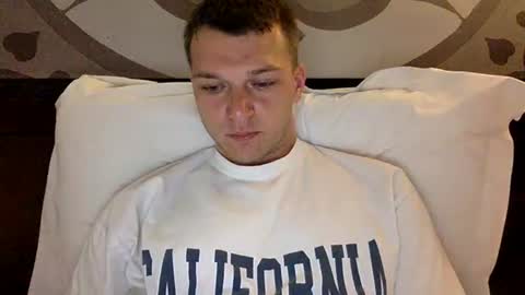 Snapshot of north_justin chatting on 03/03/25, 02:15 Justin online show from 03/03/25, 02:15