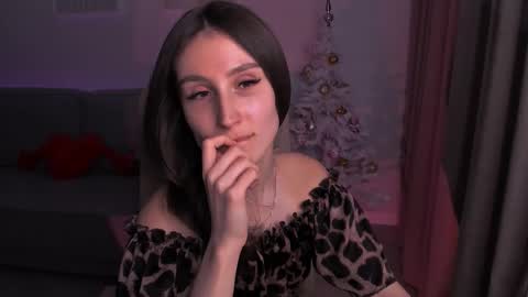 Snapshot of north_valkyrie chatting on 01/15/25, 01:02 Hazel online show from 01/15/25, 01:02